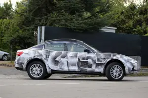 Maserati Levante - foto spia - 4