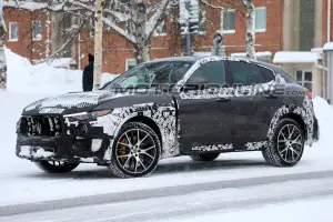 Maserati Levante GTS foto spia 13 febbraio 2018 - 3