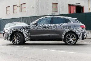 Maserati Levante GTS foto spia 4 novembre 2017