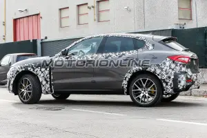 Maserati Levante GTS foto spia 4 novembre 2017