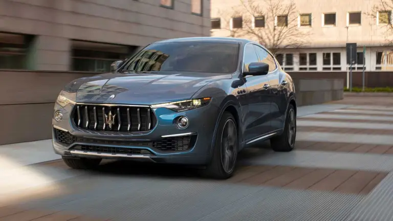 Maserati Levante Hybrid - 17