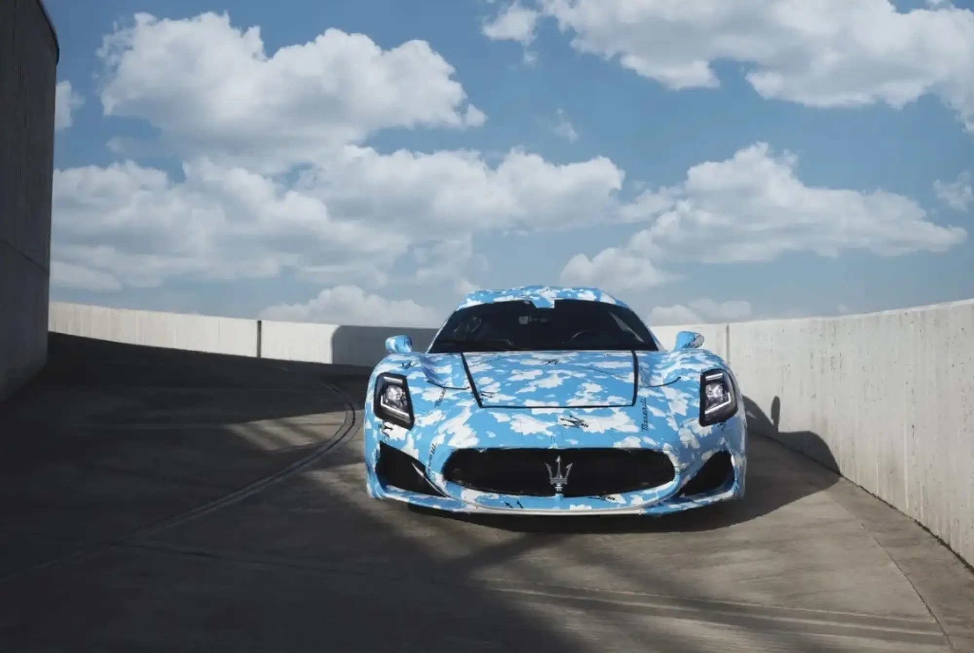 Maserati MC20 Cabrio - Prime Foto - 3