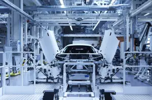 Maserati MC20 - prova su strada e in pista