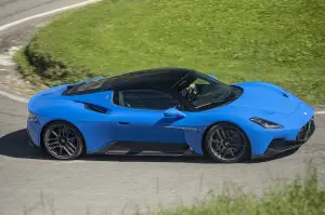 Maserati MC20 - prova su strada e in pista