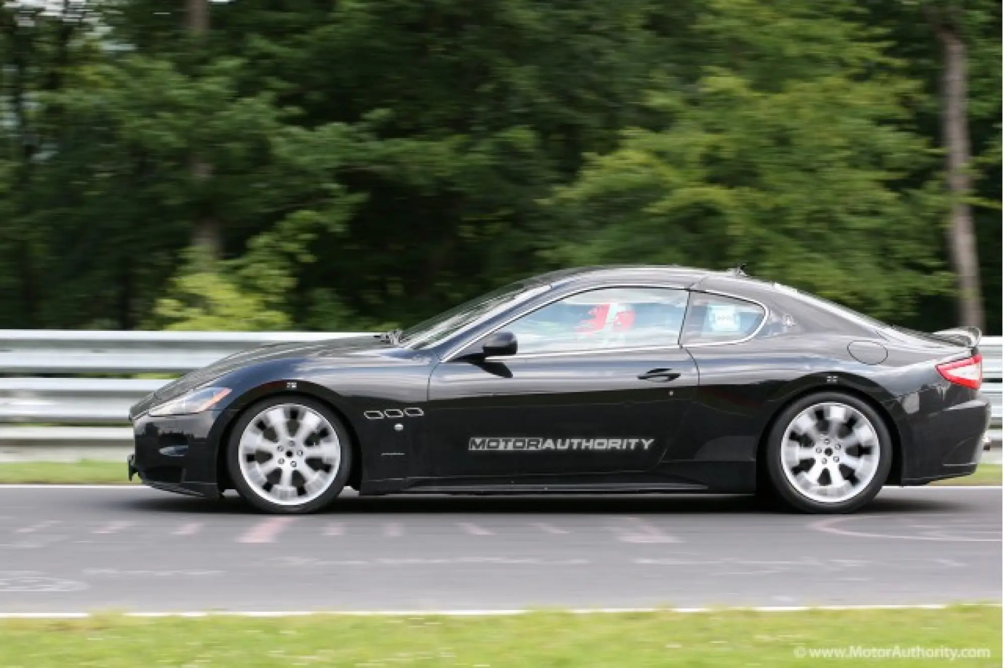 Maserati, possibile foto spia Gran Turismo MC Corse GT4 - 6