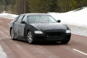 Maserati Quattroporte 2013 foto spia marzo 2012+