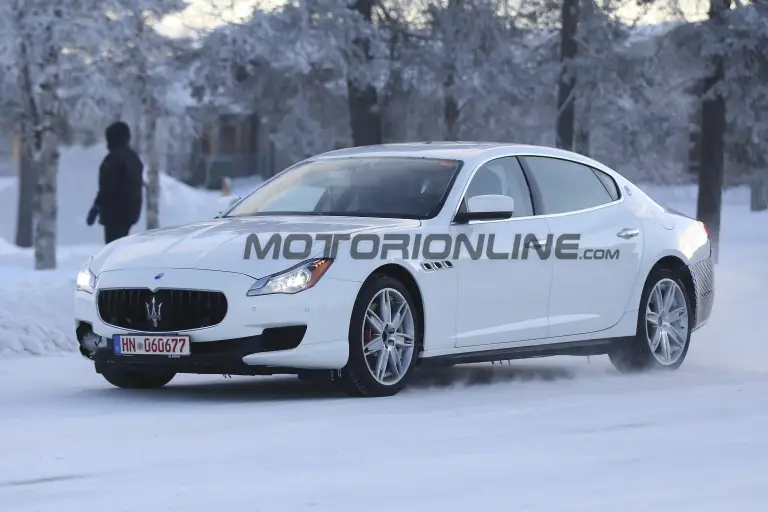 Maserati Quattroporte 2017 - Foto spia 26-01-2016 - 2