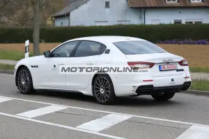 Maserati Quattroporte facelift - Foto spia 20-4-2020