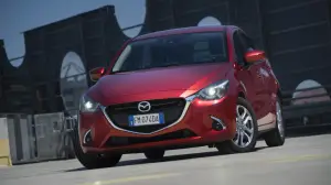 Mazda 2 prova su strada 2018