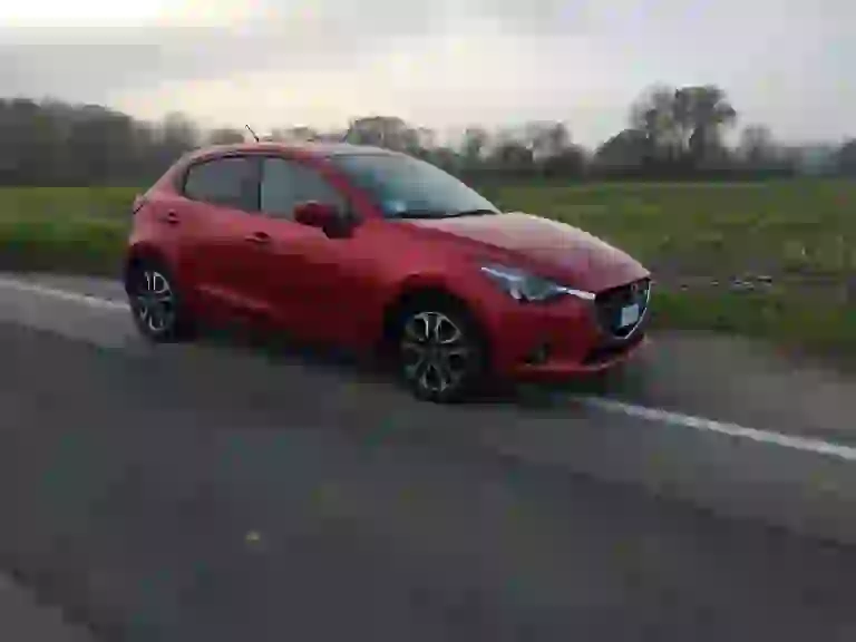 Mazda 2: prova su strada - 2