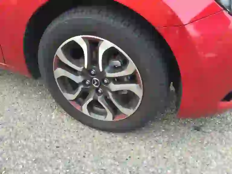 Mazda 2: prova su strada - 4