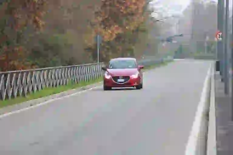 Mazda 2: prova su strada - 33