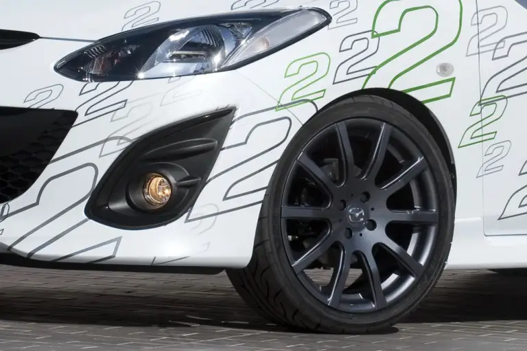 Mazda 2Evil, Mazda 2Active Surf, Mazda 2Active Snow - 2