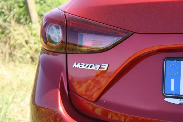 Mazda 3 1.5 D Exceed [PROVA SU STRADA] - 14