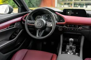 MAZDA 3 SKYACTIV-X GREY