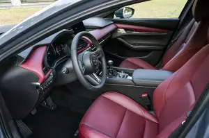 MAZDA 3 SKYACTIV-X GREY