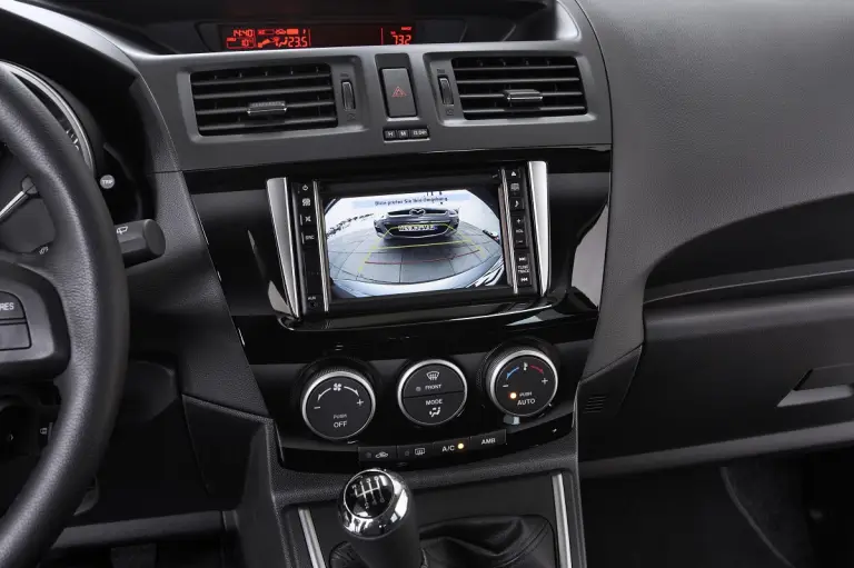 Mazda 5 2013 - 10