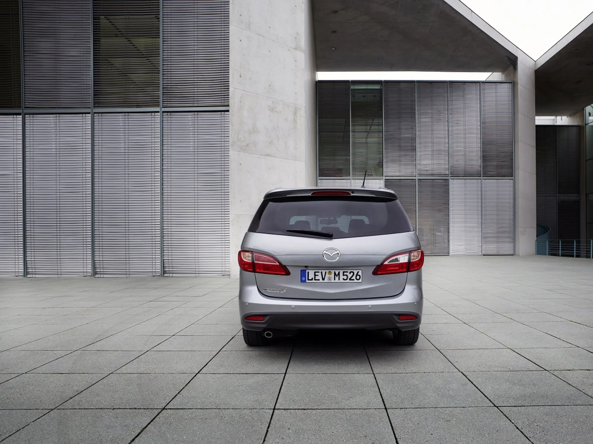 Mazda 5 2013 - 18