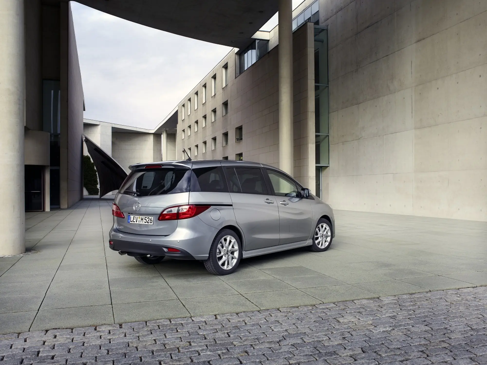 Mazda 5 2013 - 19