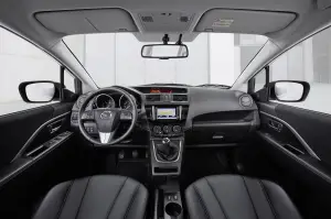 Mazda 5 2013 - 21