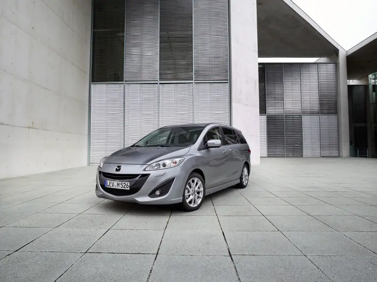 Mazda 5 2013 - 29