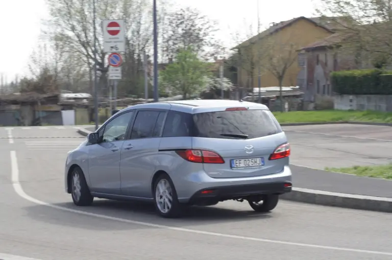 Mazda 5 - Prova su strada - 12