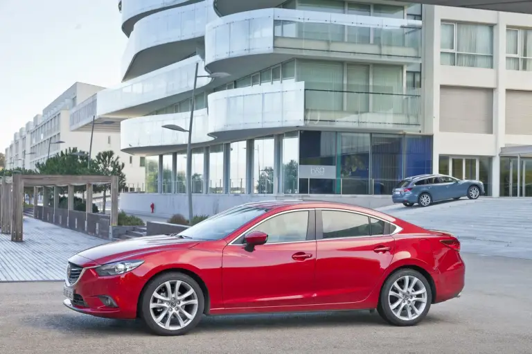 Mazda 6 Berlina e Wagon - 2013 - 49