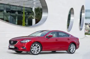 Mazda 6 Berlina e Wagon - 2013