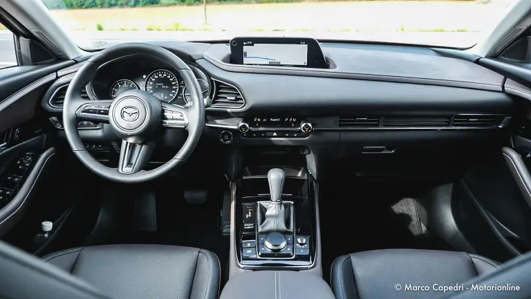Mazda CX-30 - Test Drive in anteprima - 16