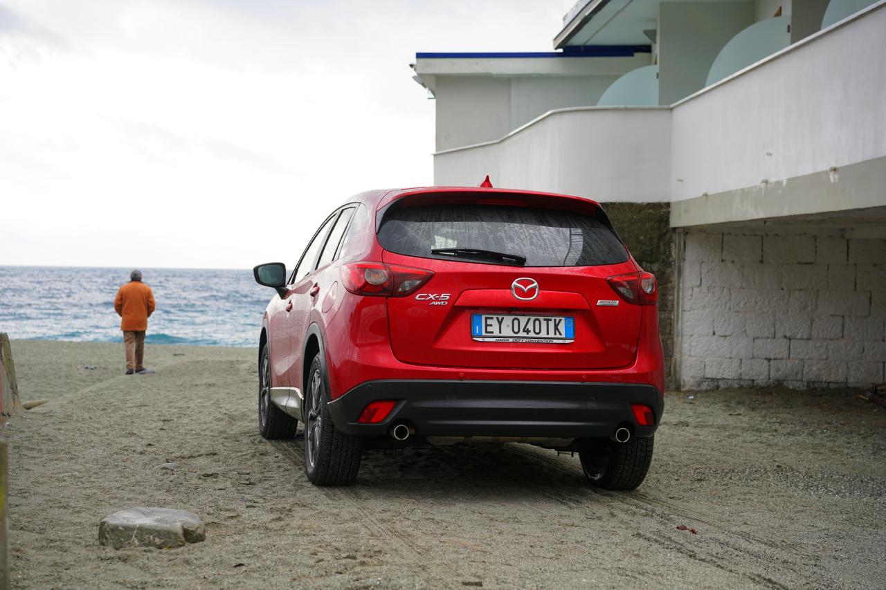 Mazda CX-5 Prova su strada 2016