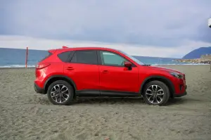 Mazda CX-5 Prova su strada 2016