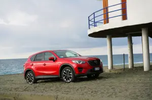 Mazda CX-5 Prova su strada 2016