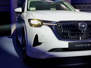 Mazda CX-60 - Foto Live