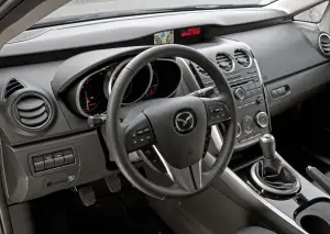 Mazda CX-7 - 8