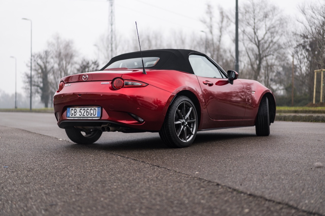 Mazda MX-5 184 CV 2020 - Prova su Strada 