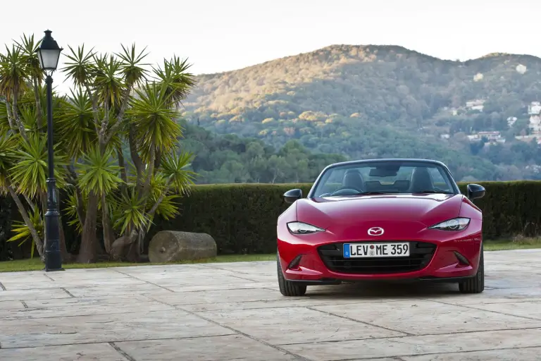 Mazda MX-5 2016 - 2