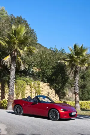 Mazda MX-5 2016