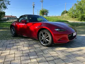 Mazda MX-5 2022 - Come va