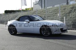 Mazda MX-5 2025 - Foto Spia 13-09-2022