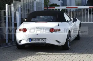 Mazda MX-5 2025 - Foto Spia 13-09-2022