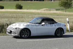 Mazda MX-5 2025 - Foto Spia 13-09-2022