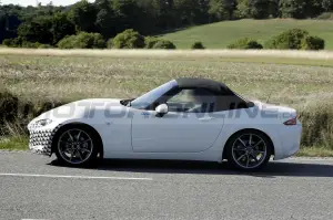 Mazda MX-5 2025 - Foto Spia 13-09-2022