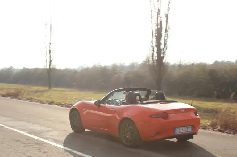 Mazda Mx-5 30th Anniversary  Prova Su Strada - 27