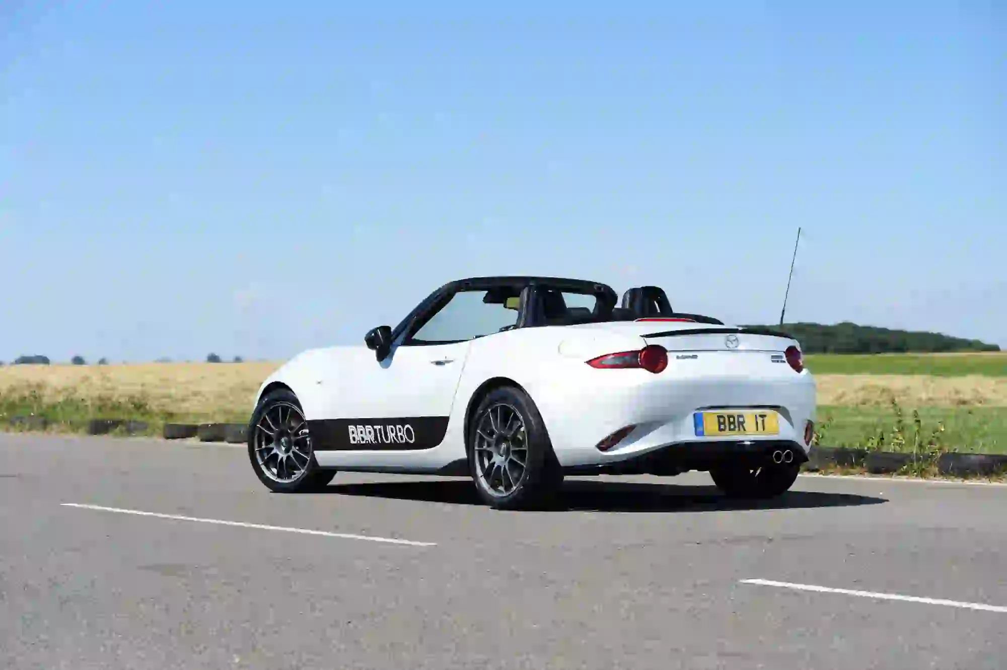 Mazda MX-5 BBR - 2