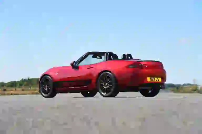 Mazda MX-5 (kit Super 200 by BBR) - 4