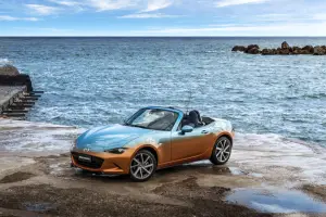 Mazda MX-5 Levanto by Garage Italia Customs