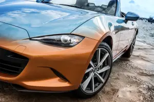 Mazda MX-5 Levanto by Garage Italia Customs