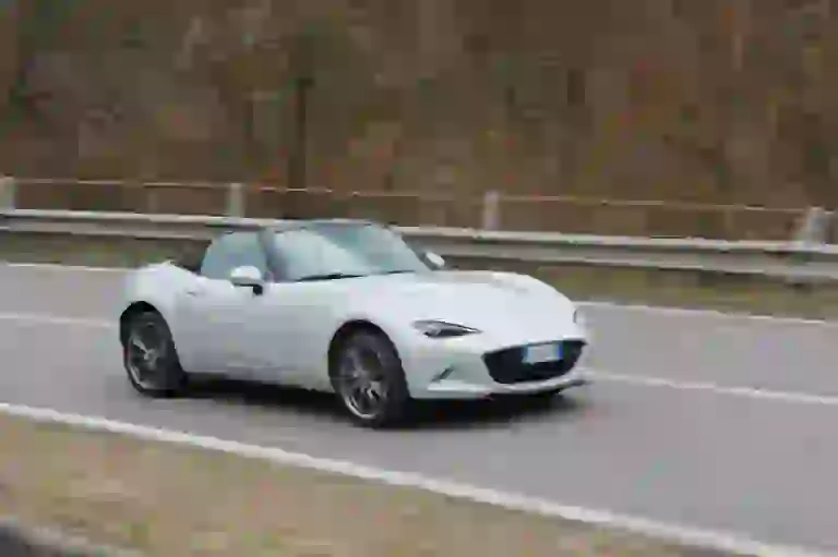 Mazda Mx-5 ND: prova su strada - 2
