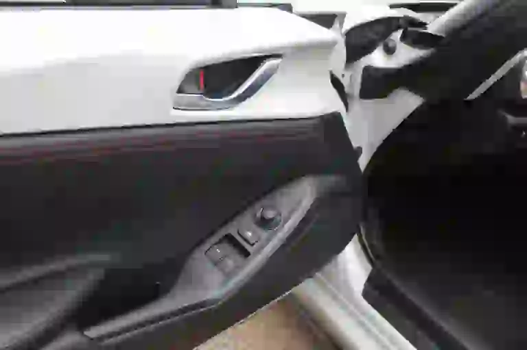 Mazda Mx-5 ND: prova su strada - 20