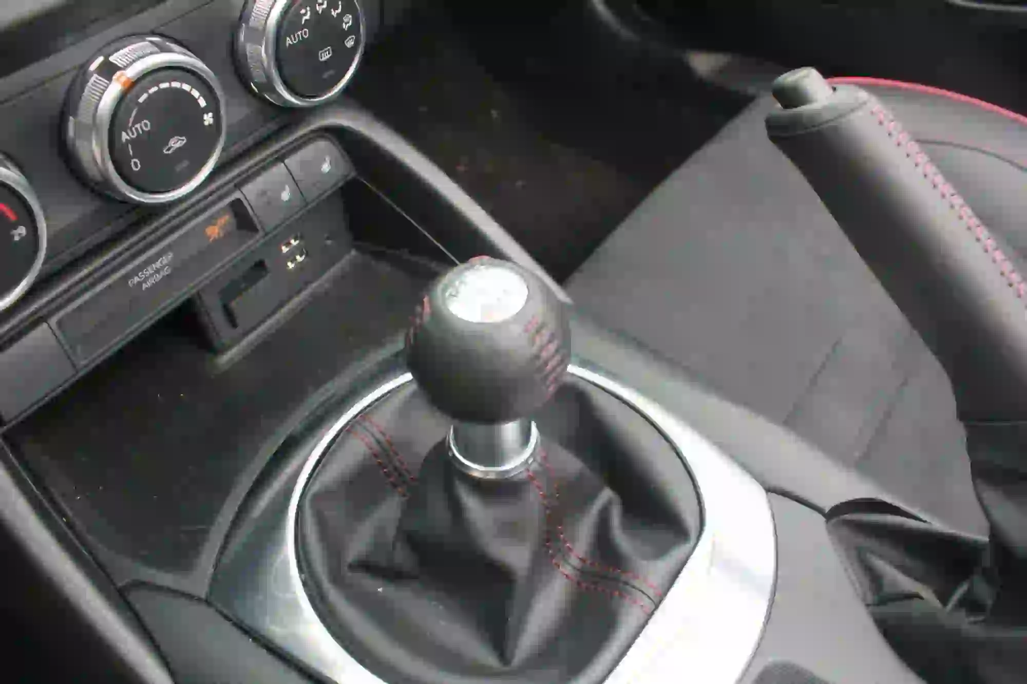 Mazda Mx-5 ND: prova su strada - 29